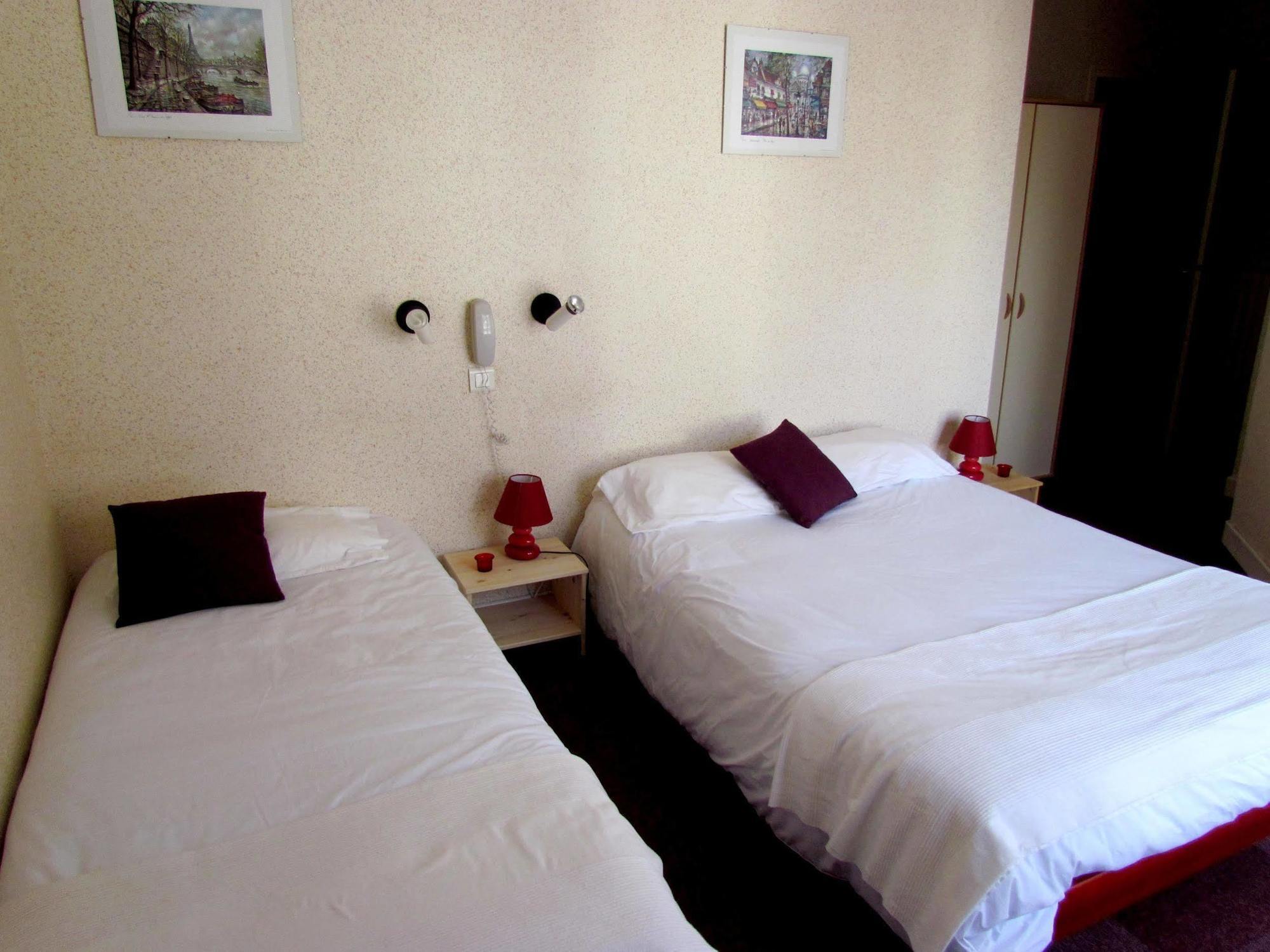 Naves  Logis Hotel Restaurant L'Oustal מראה חיצוני תמונה